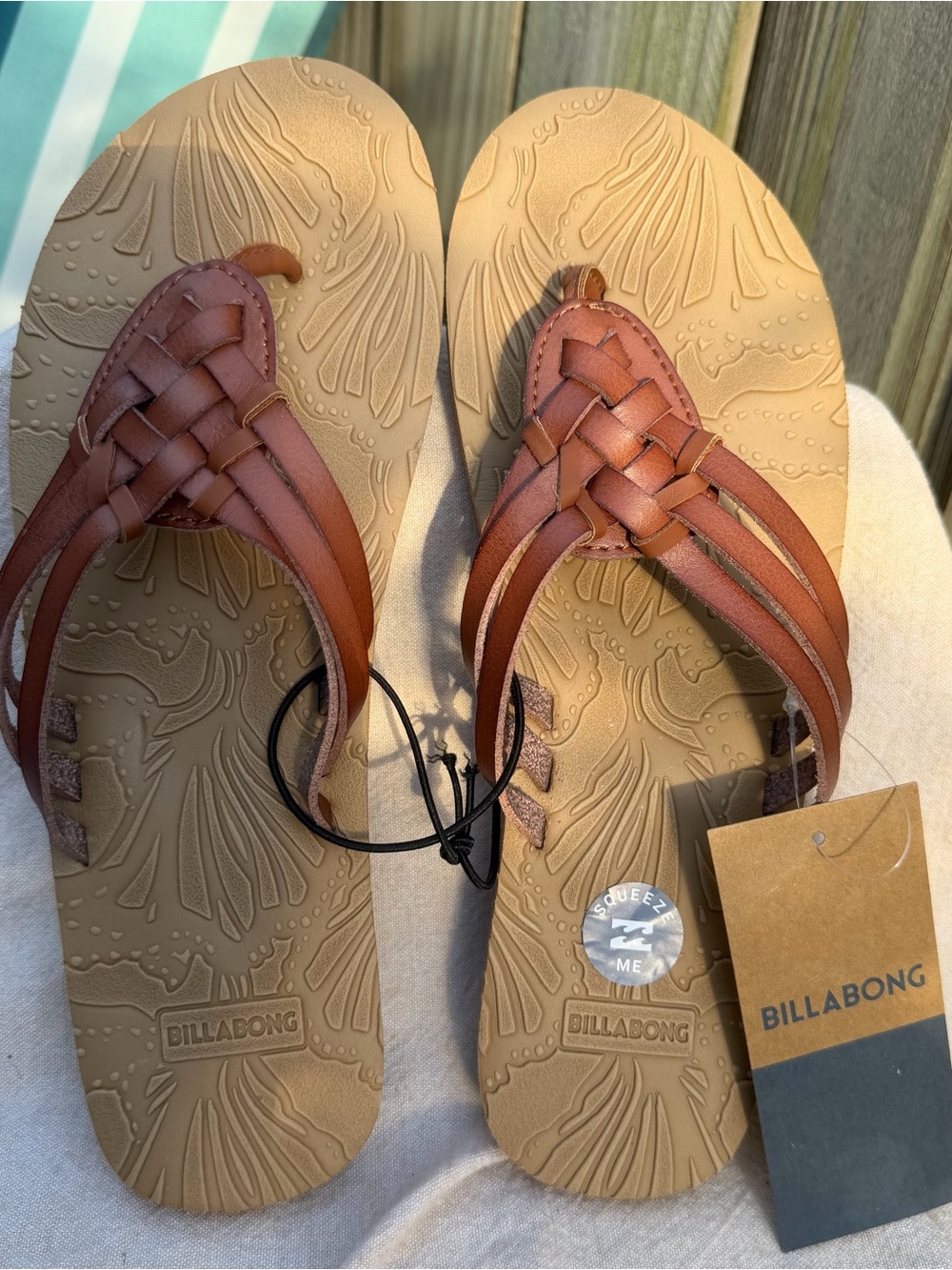 NWT~ Billabong Women's Brown Woven Leather Strap Flip Flops Sz 9